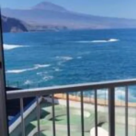 Zoraida Del Mar.